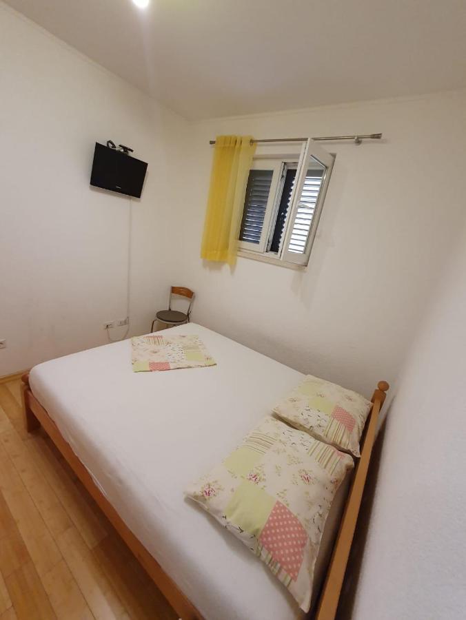 Bugenvilija Duće Extérieur photo