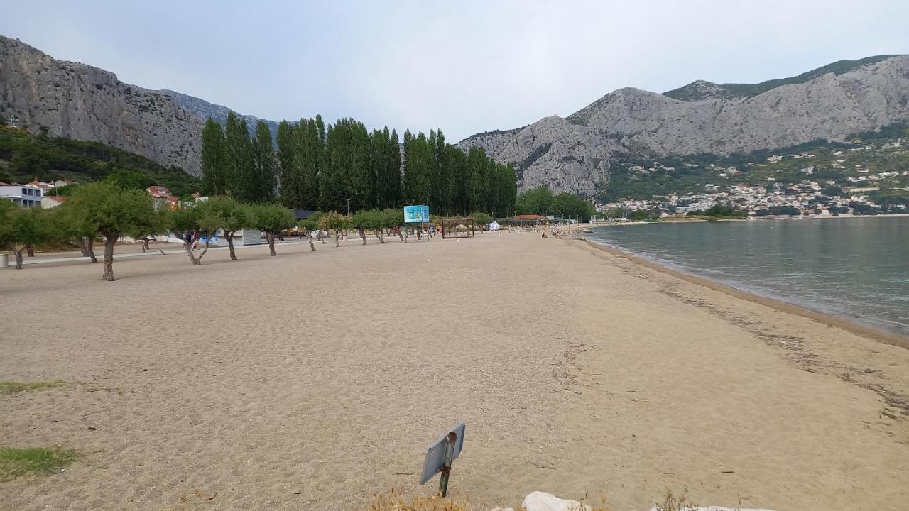 Bugenvilija Duće Extérieur photo