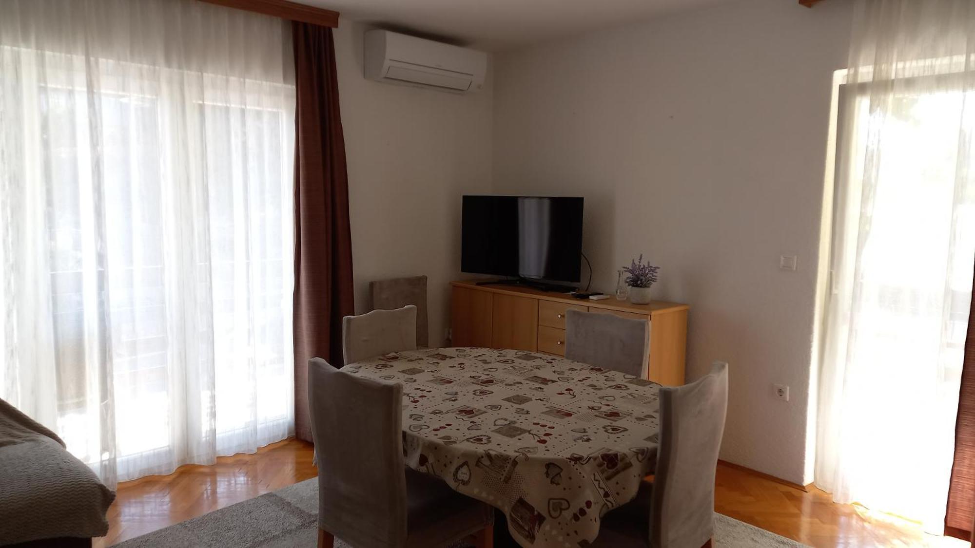 Bugenvilija Duće Extérieur photo